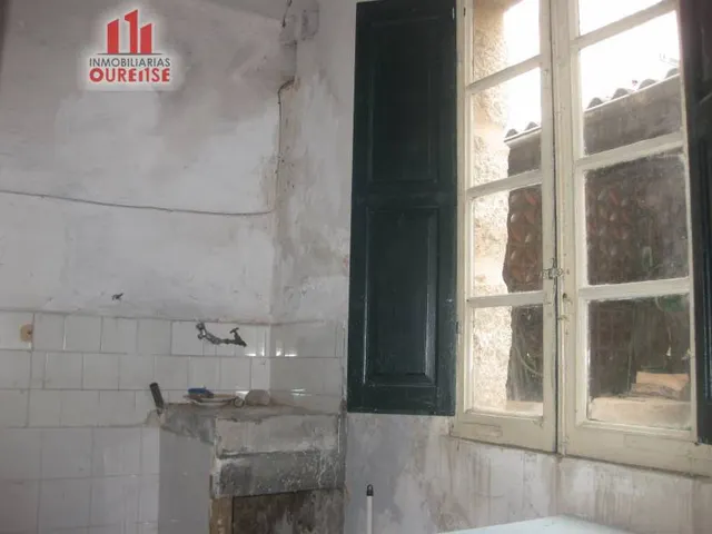 CASA DE PIEDRA PARA REFORMAR EN LA ZONA DEL COUTO. — 26