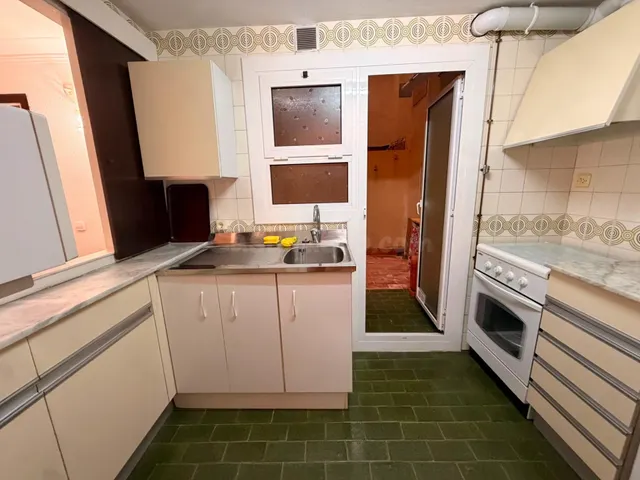 Piso en venta en la zona del Taurus, a pocos pasos de la pla - foto 4