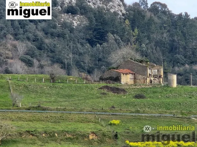Se vende gran parcela edificable en Narganes, Peñamella Baja — 12