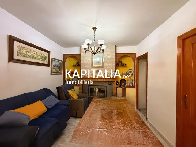 Casa de pueblo con jardin privado en Benialfaqui — 21