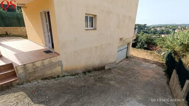 Casa con jardín en Los Pinares, Lloret de Mar — 15