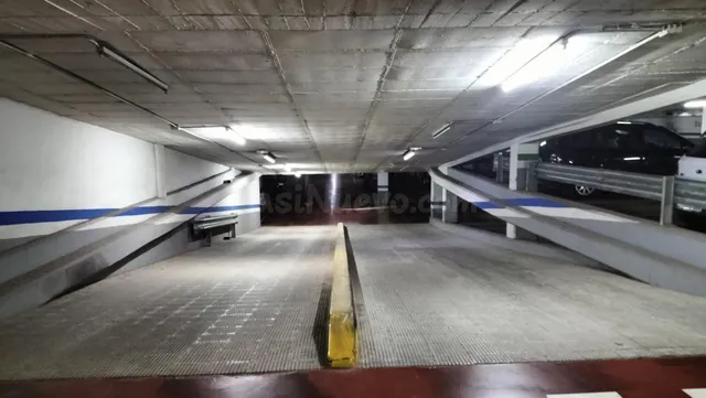SE VENDE GARAJE EN CONCESION POR 17 AÑOS EN PARKING AVDA REY - foto 5