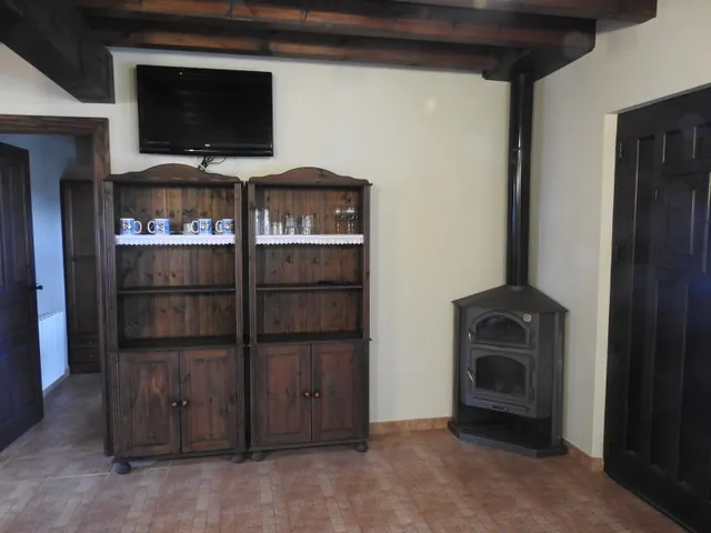 POSADA CON MUCHO ENCANTO EN CABUÉRNIGA.- — 12