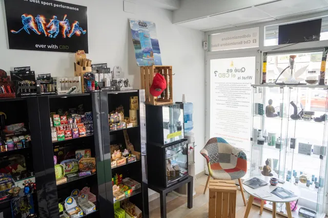 Traspaso Franquicia de Herbolario Exclusivo en Puerto Marina, Benalmádena. — 11