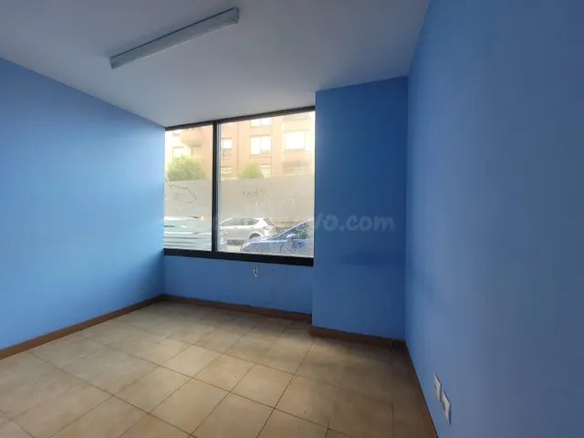 LOCAL COMERCIAL EN ASTILLERO DE 92 METROS - foto 5