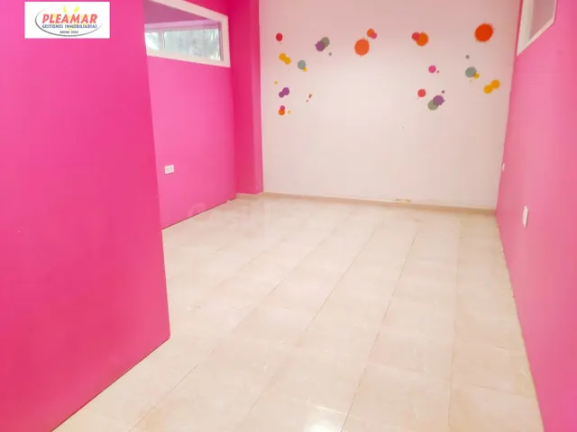 LOCAL COMERCIAL. ZONA PUERTO DEPORTIVO — 5
