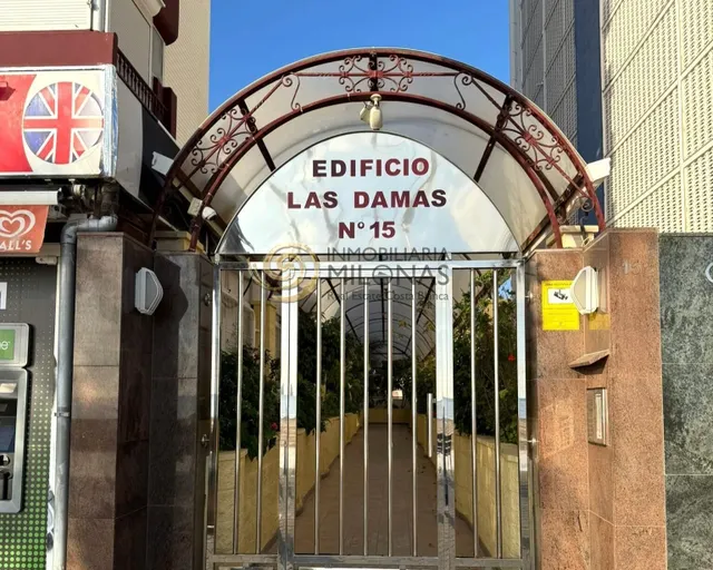 Exclusivo estudio totalmente reformado en primera línea de playa levante – Benidorm — 19