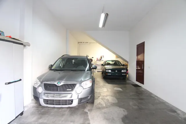 Casa a tres vientos con 4 habitaciones, amplio garaje y patio privado en el barrio de sant bernat — 26