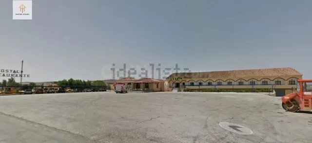 EMPIRE HOMES VENDE LOCAL + HOSTAL en zona SANTA CRUZ DE MUDE