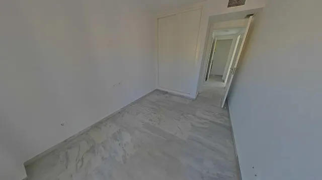 VIVIENDA DE 3 habitaciones 2 BAÑOS ALQUILADA CON SEGURO DE IMPAGO EN EL RINCON DE LA VICTORIA — 28