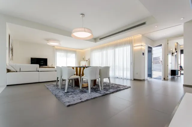 VILLA CON PISCINA PRIVADA — 14