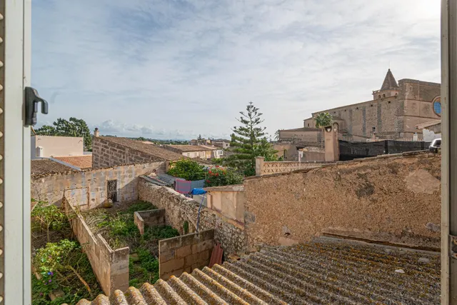 Casa señorial de 300 m2 para reforma integral en el centro de Porreres — 32
