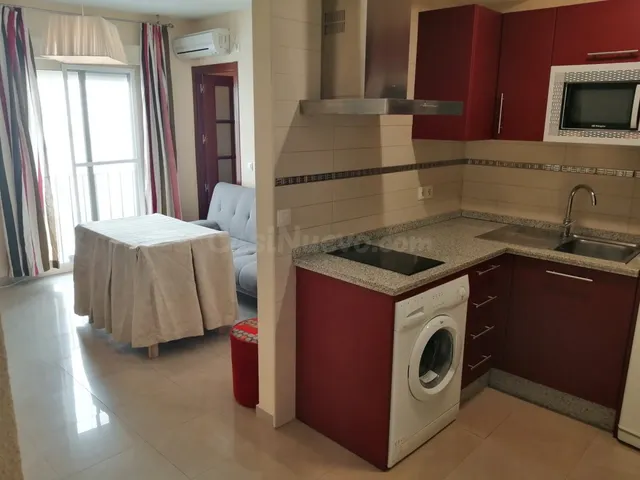 MAGNÍFICO APARTAMENTO EN PLENO CENTRO DE CÓRDOBA, COMPLETAME