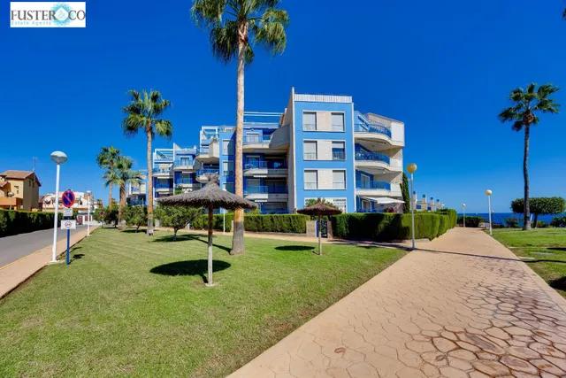 Planta baja a solo 50 metros del mar – Orihuela Costa — 38