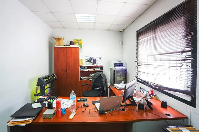 Magnífica Nave en Polígono Industrial de Las Quemadas — 6
