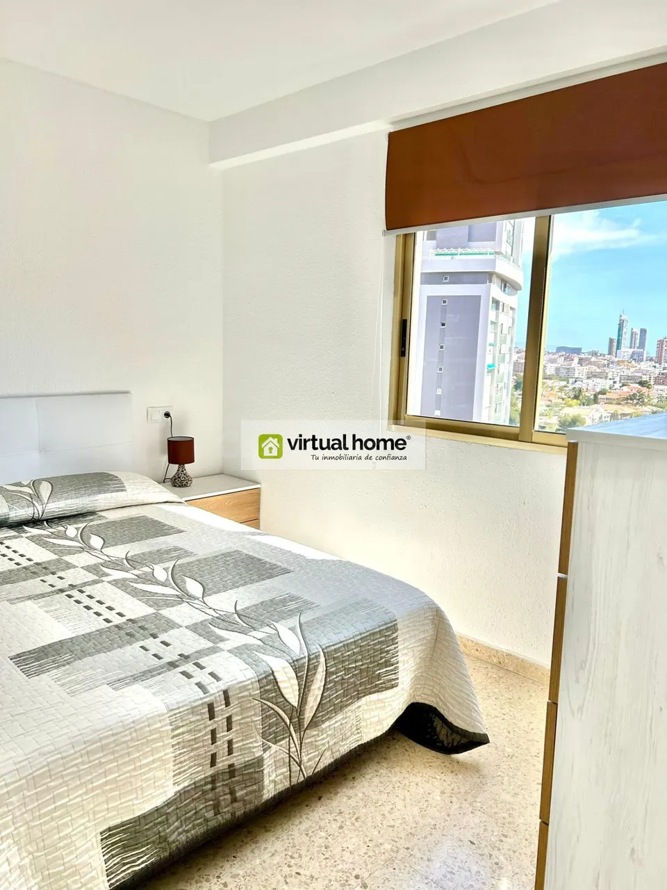 2 LINEA DE PLAYA PONIENTE EXCLUSIVA CON PARKING Y PISCINA