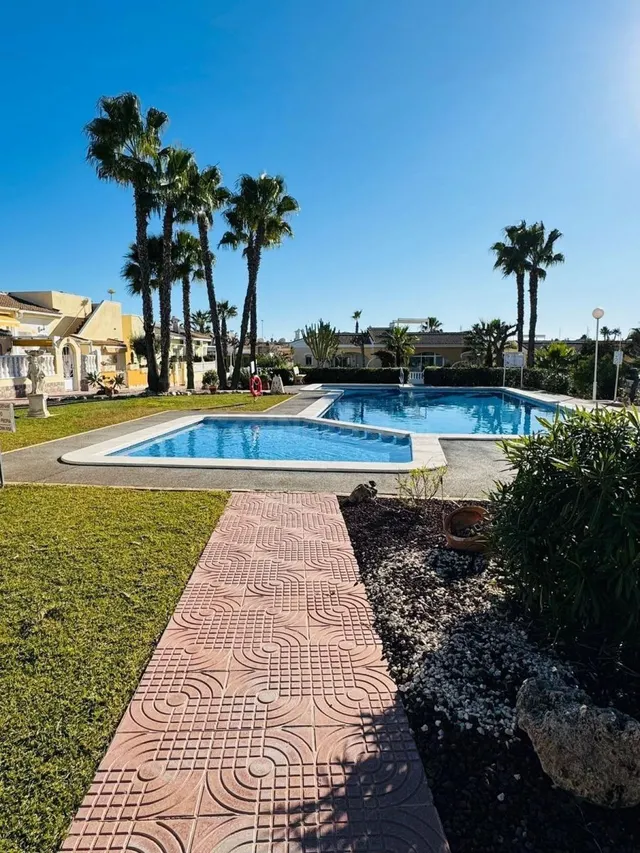 Casa 3 habitaciones 110m² en venta - Centro de la Ciudad Que - foto 2