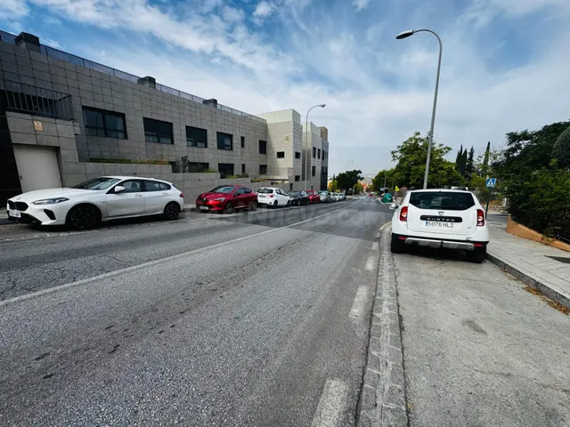 LOCAL COMERCIAL EN VENTA EN SERRALLO – BOLA DE ORO - foto 5