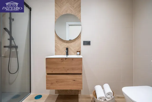 Amplia vivienda junto METRO Recogidas a estrenar! — 9
