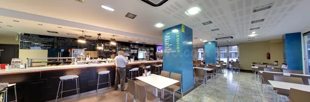 TRASPASO VANGUARDISTA CAFETERIA HOSPITAL CENTRAL HUCA-CARREF
