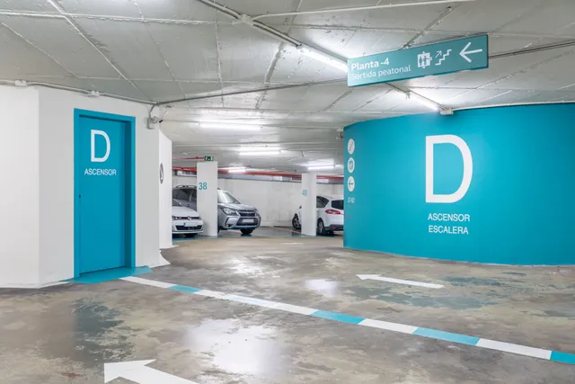 Parking 12m² en alquiler - Barcelona — 38