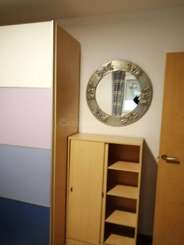 SE ALQUILA PISO EN CAMINO DE RONDA IDEAL PARA ESTUDIANTES - foto 3
