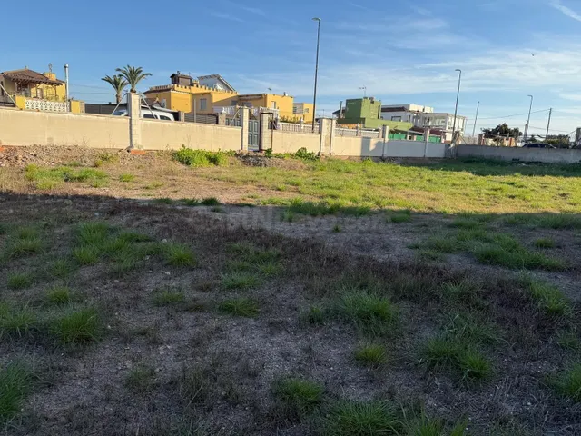 SOLAR URBANO EN BURRIANA PUERTO