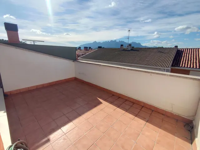 DUPLEX EN VENTA CON PARQUING Y TRASTERO