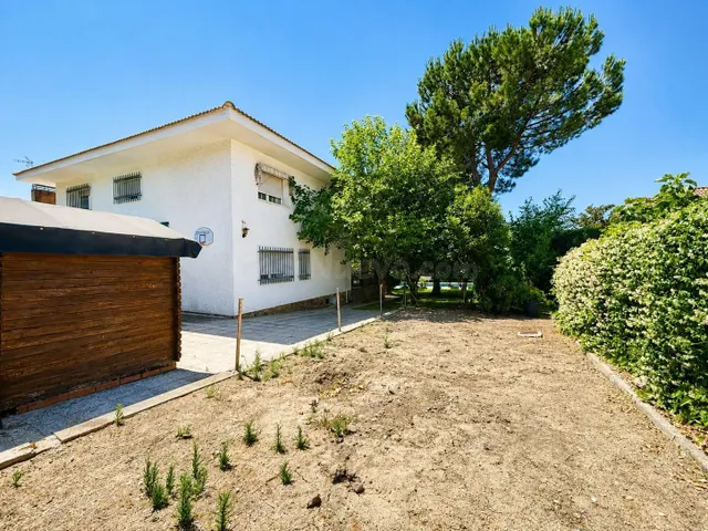 Exclusividad, Privacidad y Calidad de Vida en un Entorno Residencial Privilegiado — 36