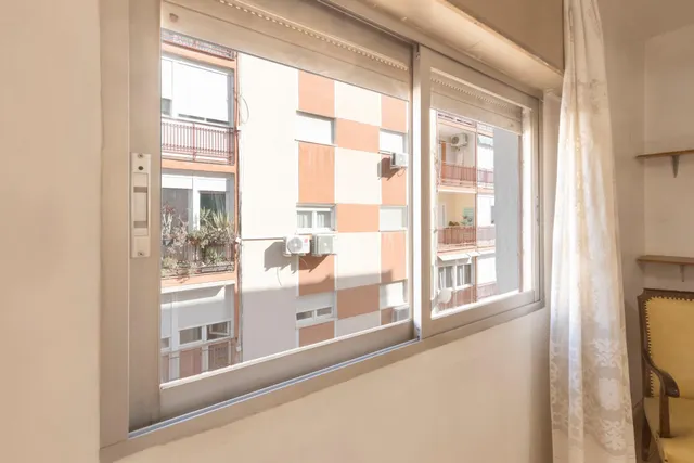 Piso en venta en calle arabial – Granada | — 23