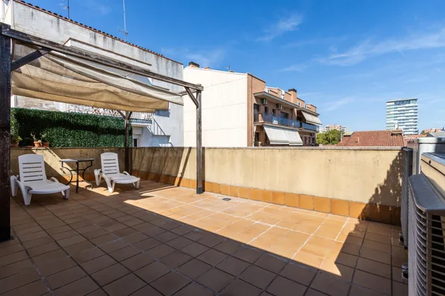 FANTASTICO DÚPLEX EN COVADONGA A SABADELL — 2
