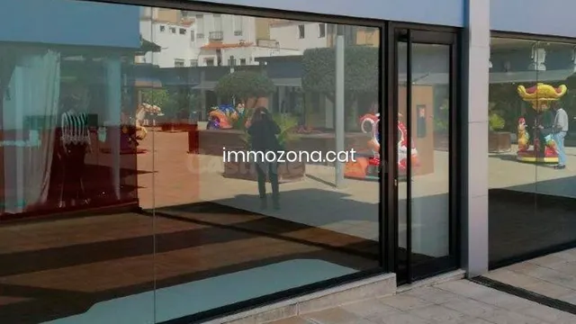 LOCAL EN VENTA 42 M2 EN CALLE CAVALLERS, PALAFRUGELL, GIRONA — 3