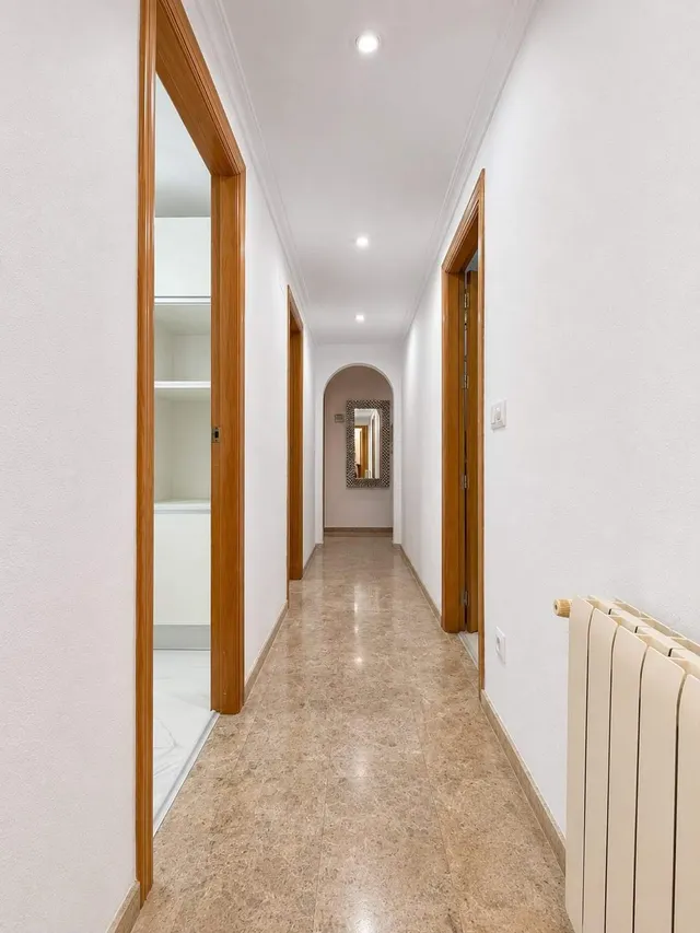 Elegante vivienda en esquina con garaje OPCIONAL en pleno centro de Alicante (Castaños / Santa Bárbara). — 8