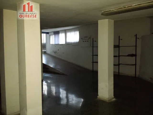 LOCAL COMERCIAL EN LA ZONA DE LAS LAGUNAS CERCA DEL CAMPUS. — 6