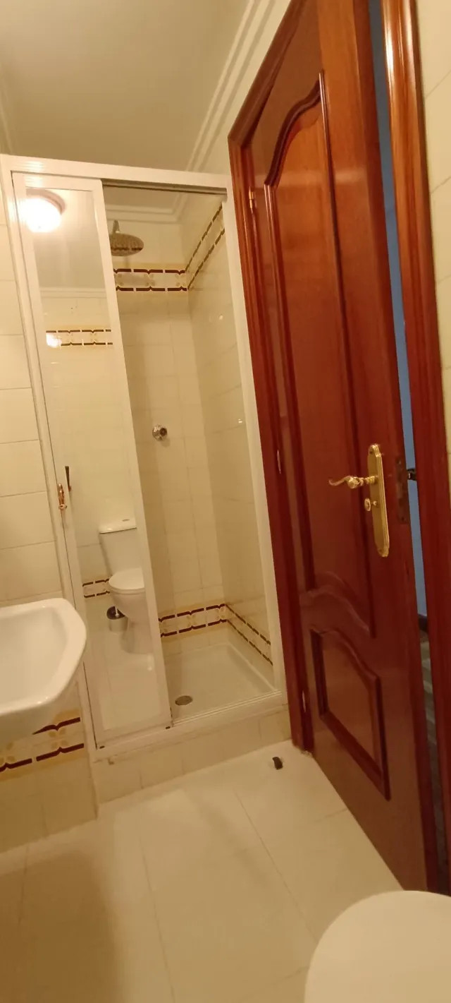 ALQUILER DE PISO A ESTUDIANTES — 12