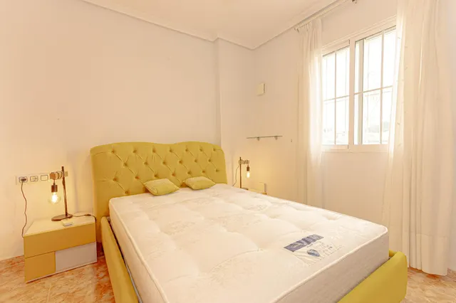 SE ALQUILA CHALET POR LARGO TIEMPO DE 3 DORMITORIOS Y 2 BAÑOS EN VILLA MARTIN (ORIHUELA COSTA) — 15