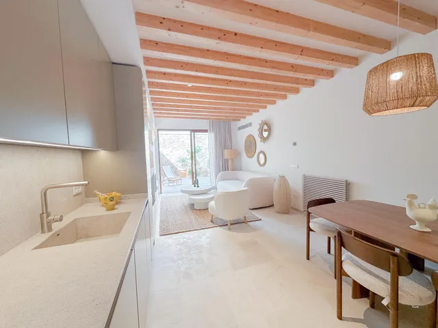 Casa con carácter y vistas a la Tramuntana en Mancor de la Vall — 14