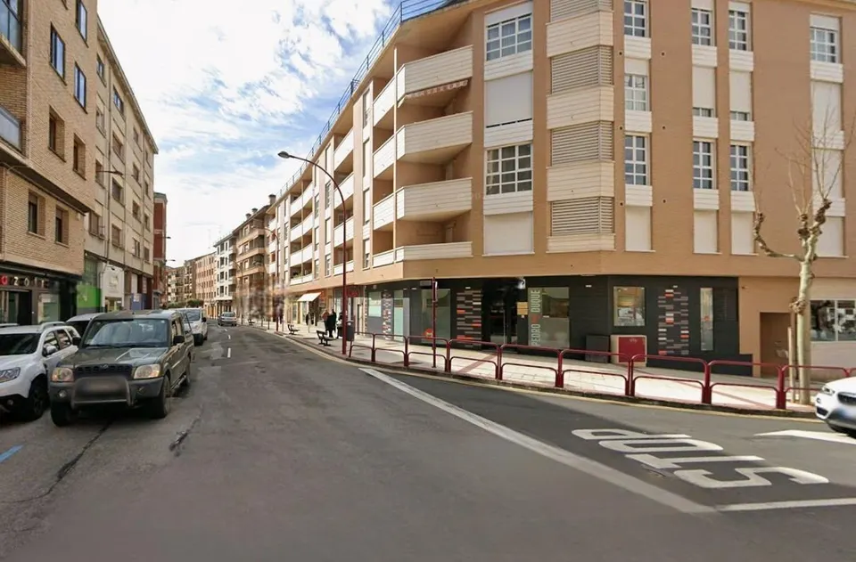 Venta de vivienda en Haro (La Rioja). ACTIVO INMOBILIARIO SIN POSESIÓN, NO SE PUEDE VISITAR.