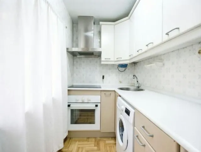 Piso de Gran Potencial de Distribución en la zona de Amposta - foto 2