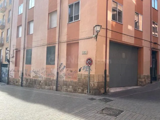 CENTRICO GRAN GARAJE CON ALTILLO - foto 2