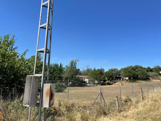 ESPECTACULAR TERRENO EN URBANIZACION EL SOL IDEAL PARA SEGUN