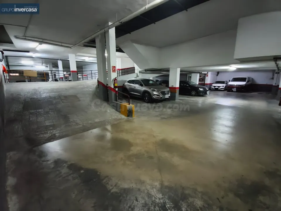 Plaza de garaje en zona centro / Rotonda del Agua de Quart de Poblet (Valencia)
