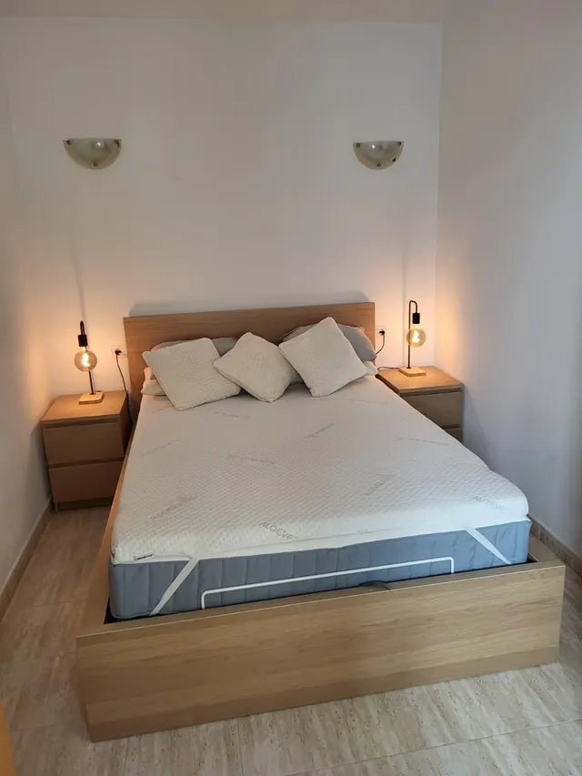 Se vende buen apartamento de 3 dormitorios con garaje y piscina — 21