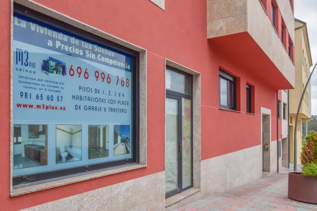 LOCAL COMERCIAL DE 105 METROS — 9