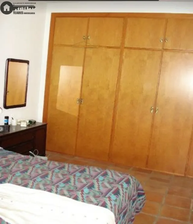 INMOBILIARIA TEJARES VENDE CHALET EN URB. AGUA SOL — 25