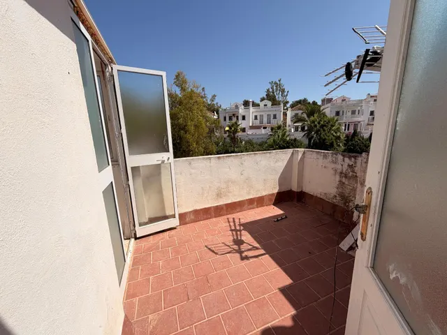 PAREADO EN LA SIERREZUELA , MIJAS - OPORTUNIDAD DE REFORMA — 27
