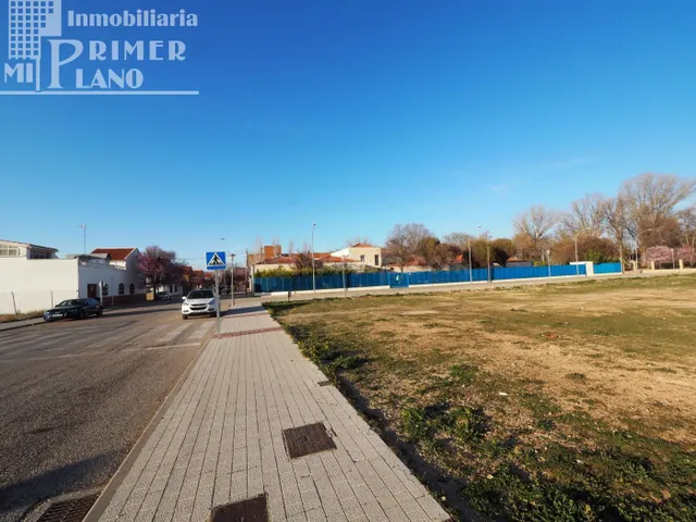 *¡OPORTUNIDAD! Solar EN ESQUINA, con 659 m2, en el Poligono  - foto 5