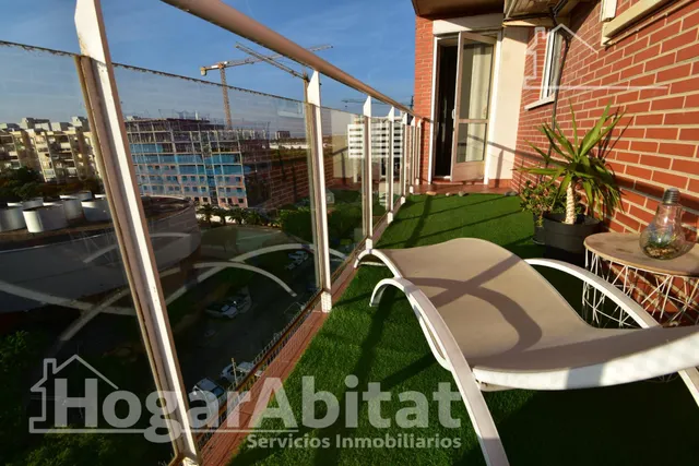 Luz, amplitud y confort familiar en este exclusivo piso esquinero en residencial con piscina, garaje y trastero — 41
