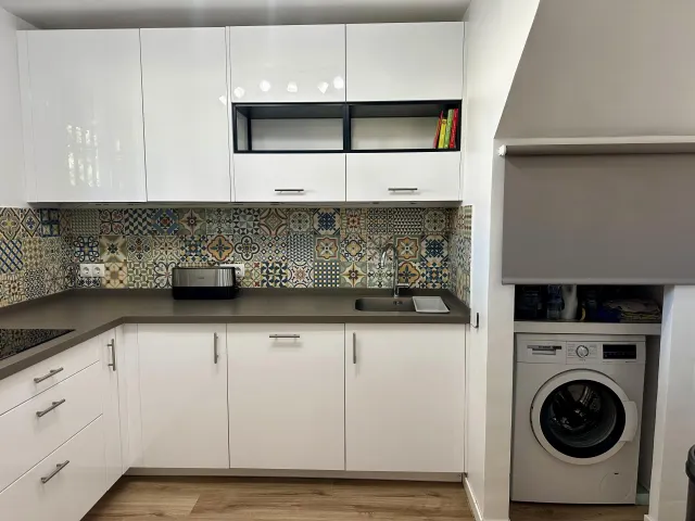 Duplex con apartamento independiente y patio privado en Málaga — 13