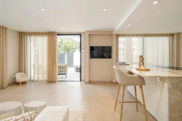 Chalet 7 habitaciones 240m² en venta - Centro — 7